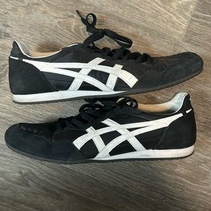 Onitsuka Tiger Serrano “Black/White”